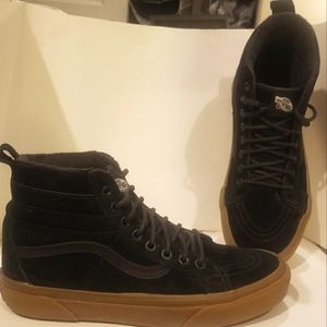 Van's Mens Hi-top Trainers size 8.5